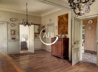  Maison � vendre 9 pi�ces 220 m�