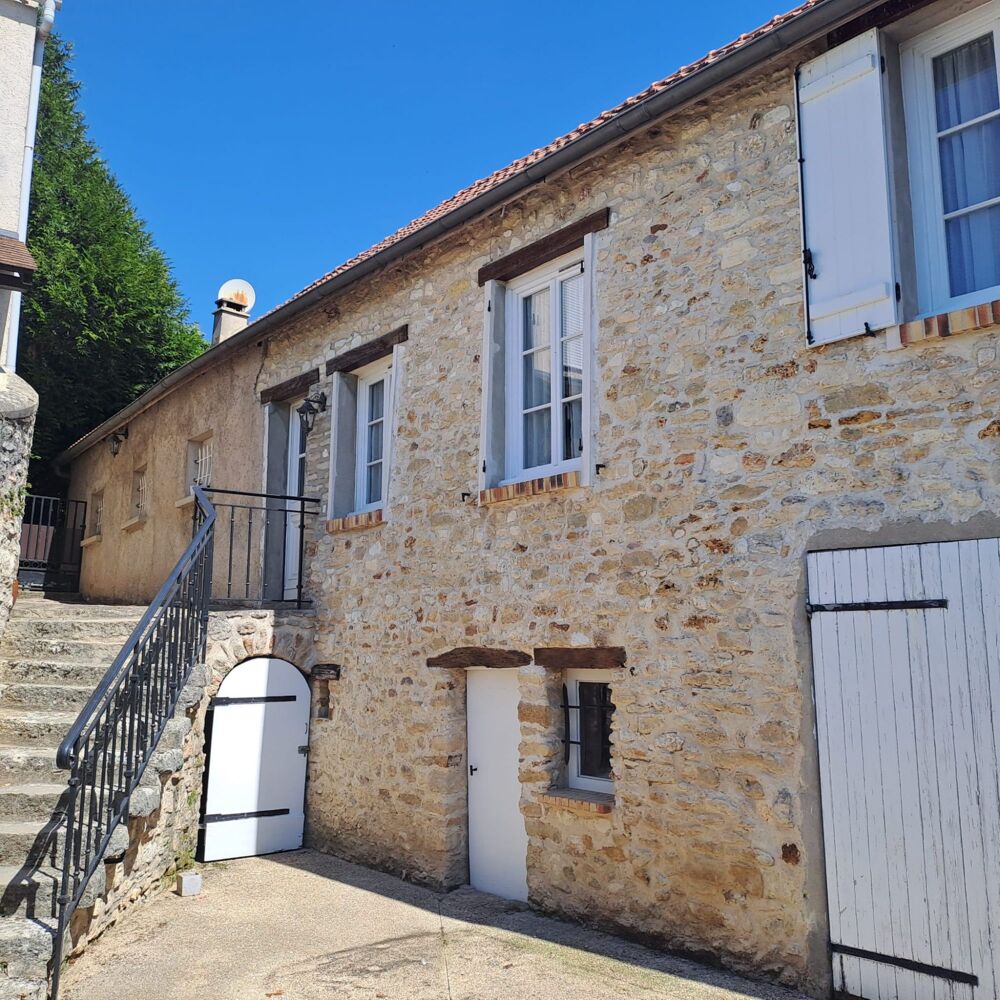 MAISON EN PIERRE T7