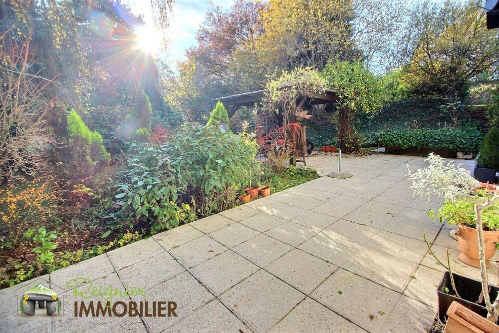 Au calme absolu  Authentique ferme savoyarde de 253 m² + com