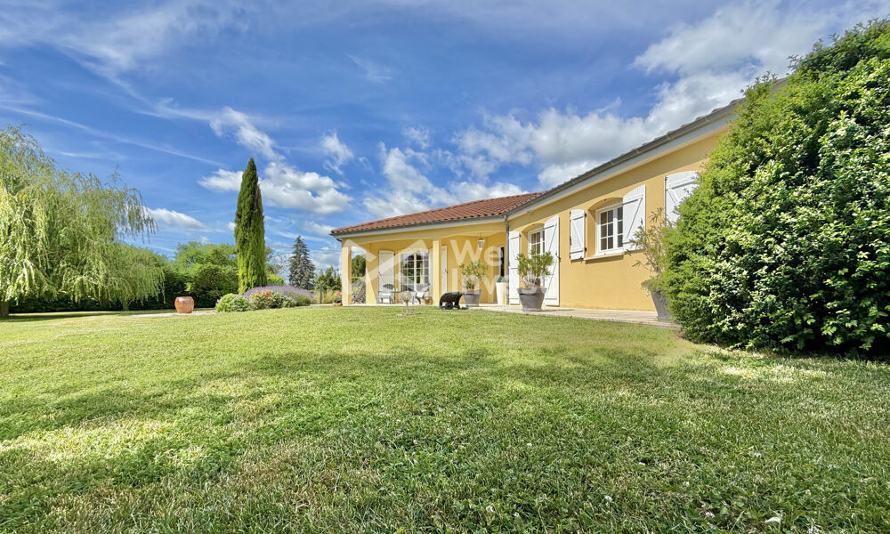 Villa de type 5 de plain-pied, 133 m2 habitables, dépendance, j