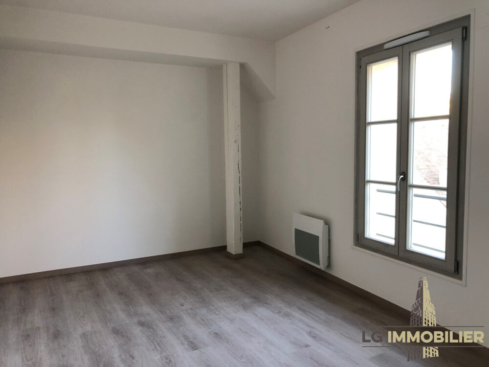 COMPIEGNE - TYPE 3 EN DUPLEX AVEC PARKING