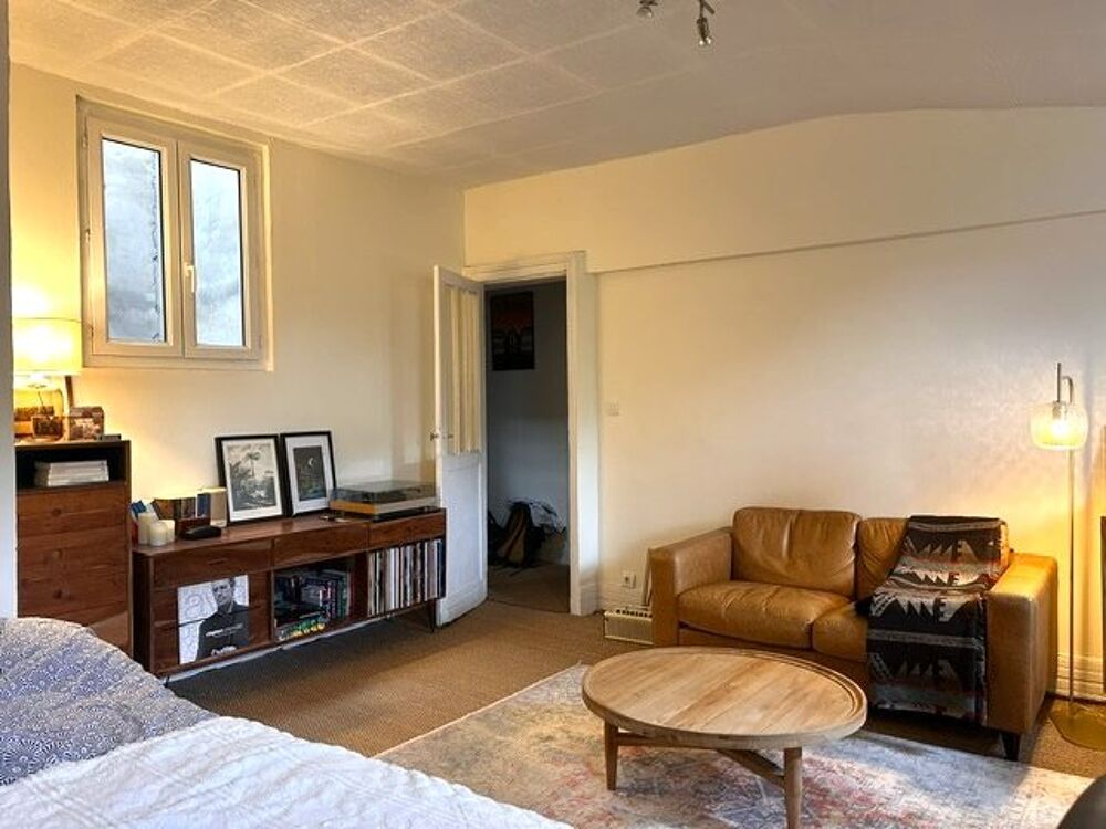 Bordeaux Centre, dernier étage, appartement T1Bis avec mezzanin