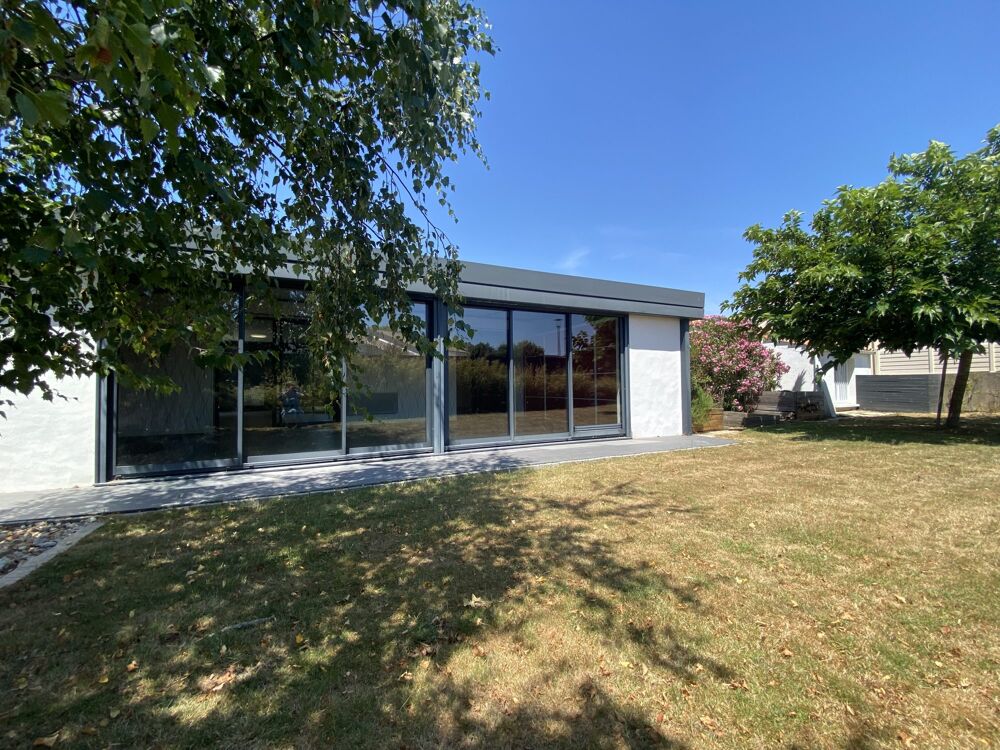 Vente Maison PROCHE CENTRE-VILLE, MAISON T6 + VERANDA + 2 GARAGES Bretignolles-sur-mer