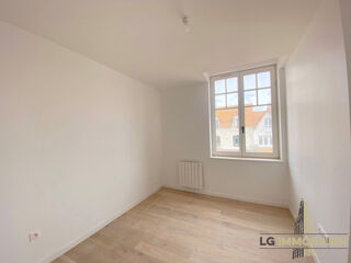 Appartement à louer 3 pièces 86 m²
