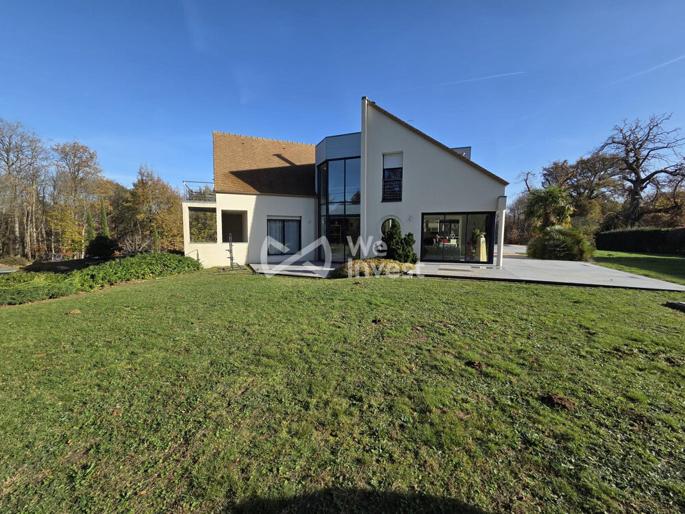 Maison d'architecte de standing avec sous-sol complet et perfo