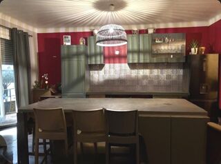  Maison � vendre 5 pi�ces 210 m�