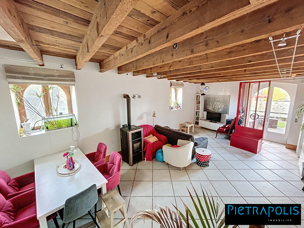 Maison mitoyenne T5/6 env. 157m² (177m² au sol) prête à vivr