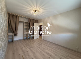  Appartement à louer 3 pièces 56 m²
