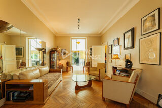  Maison à vendre 8 pièces 230 m²