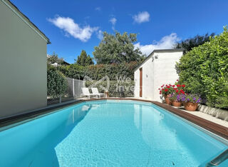  Maison à vendre 7 pièces 195 m²