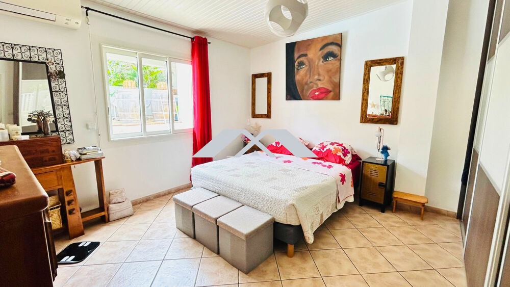 � vendre  Maison Saint-Pierre (97410)