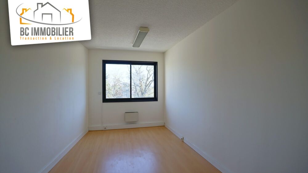   Local commercial 15m2 Ferney-Volatire 