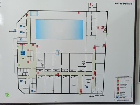   Local commercial de 1 030 m² à Louer au sud de LIMOGES ! 