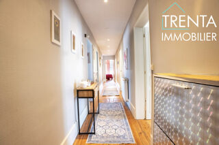  Appartement à vendre 6 pièces 162 m²