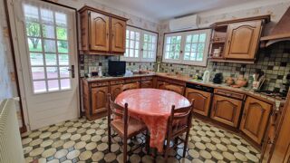 Vente Maison Maison des années 50, Niort 8 pièce(s) 146.16 m2 Niort