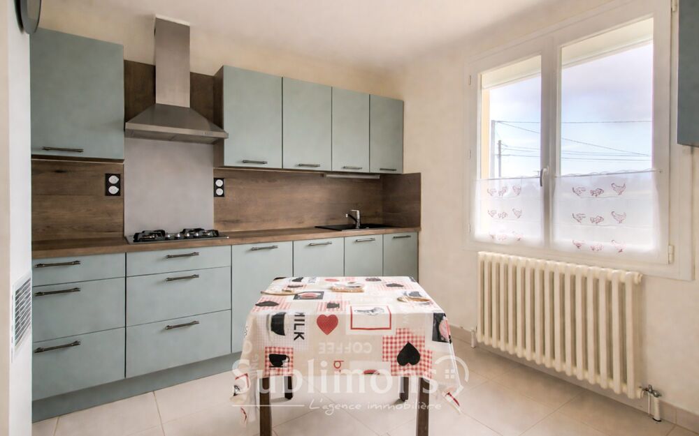 Maison 3 ch  Grand terrain ENTIÈREMENT CLÔTURÉ 3797m² 