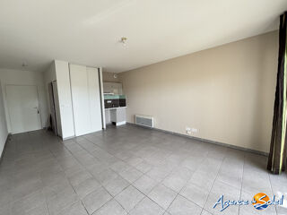  Appartement à louer 1 pièce 32 m²