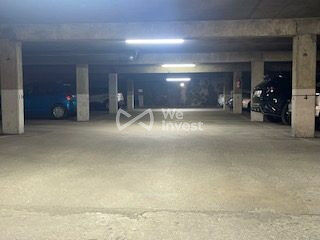  Parking / Garage à vendre 