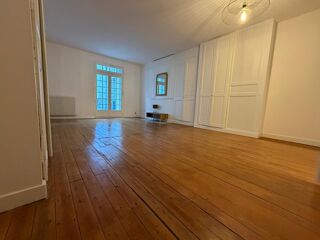  Appartement � vendre 2 pi�ces 81 m�