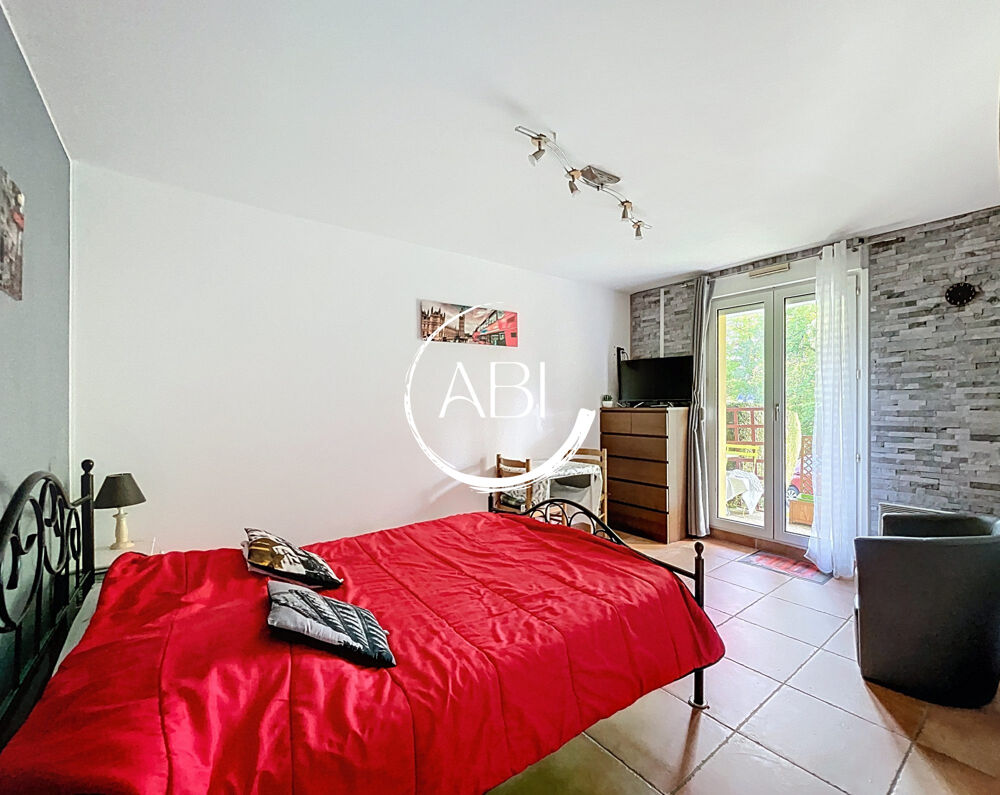 Studio Meublé 21 m² classé F à Vendre dans le Quartier Belle