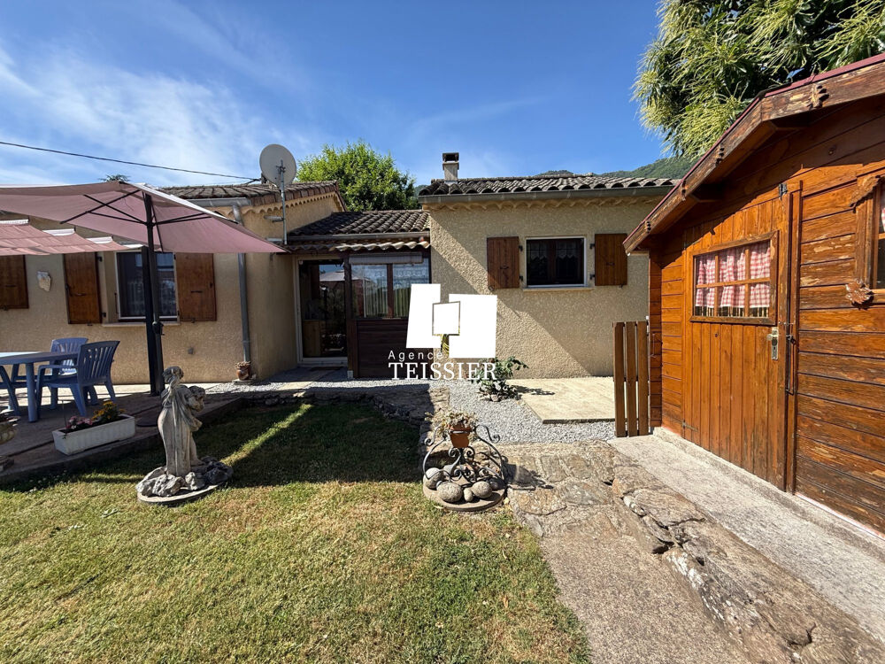 Exclusivité, 07140 Les Vans à 5 min : confortable villa de pla