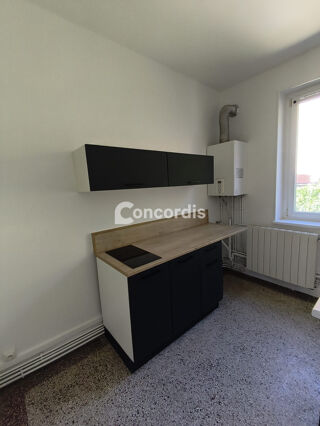  Appartement à louer 1 pièce 27 m²