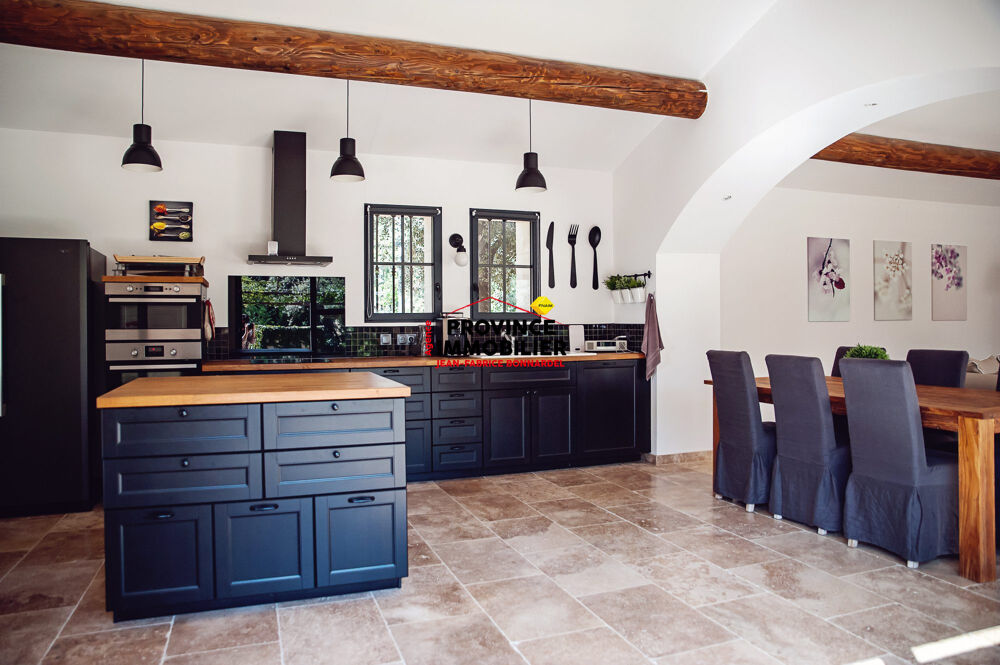 à vendre  Maison Suze-la-Rousse (26790)