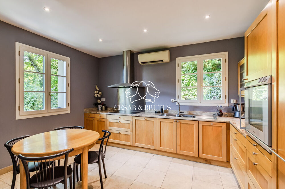 à vendre  Maison Rillieux-la-Pape (69140)