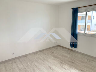  Appartement à louer 5 pièces 140 m² Saint-joseph