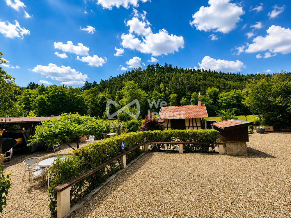 Maison 427 m² en 5 appartements sur près d'un hectare