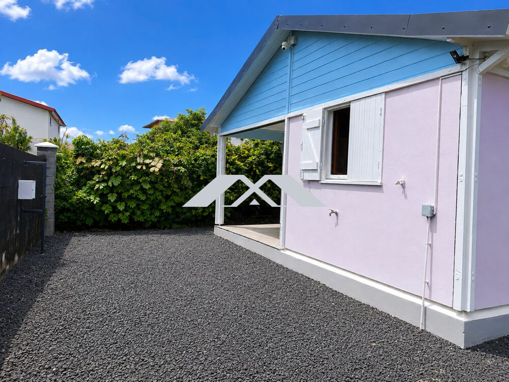 Maison familiale Bourbon Bois à Saint-Benoît  Charme et con