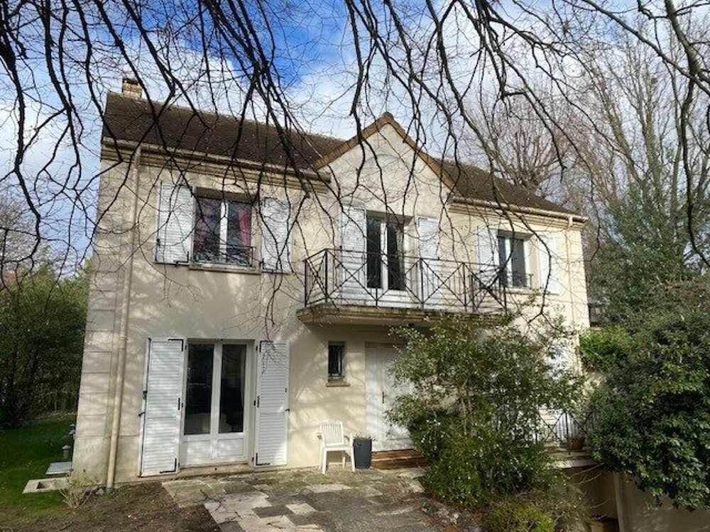 VILLA 7 PIECES DE 153 MÂ²