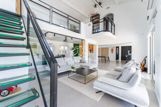 Maison 6 pièces 250 m² · à Genas · 250 m² · 730 000 €