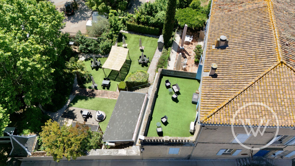 Propriété de caractère (430 m²) niché au coeur de Montolieu