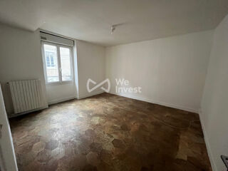  Appartement à louer 4 pièces 82 m²