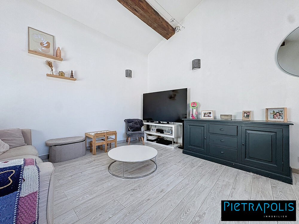 Au coeur de Chaponost, beau duplex T3 de 67 m² avec cour, garag