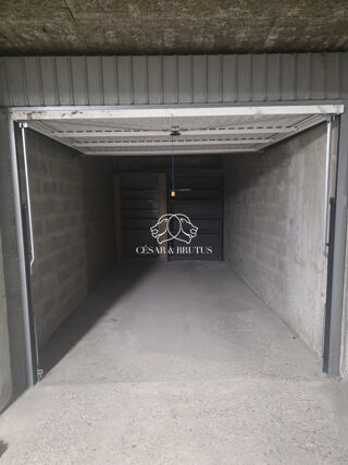  Parking / Garage à vendre 12 m² Lyon