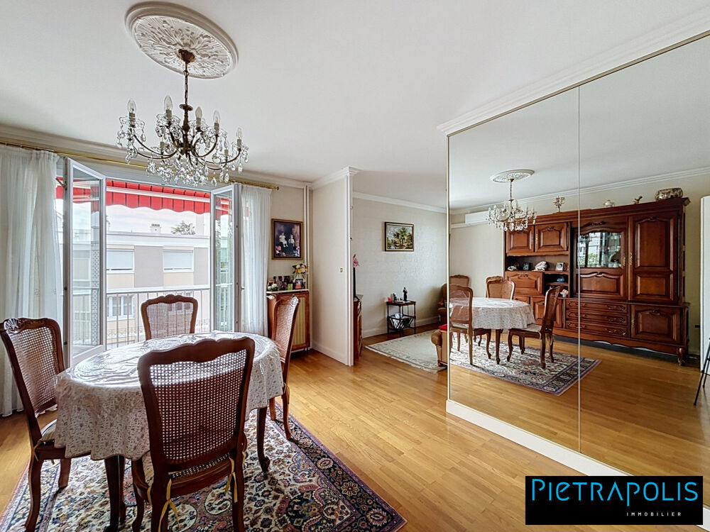 Vente Appartement CALUIRE-ET-CUIRE – BOURG – APPARTEMENT 84 M² – 2/3 CHAMBR Caluire-et-cuire