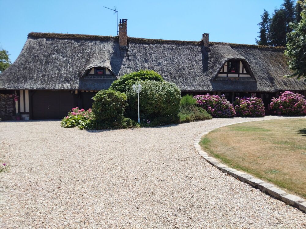 MAGNIFIQUE CHAUMIERE