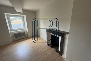  Appartement à louer 3 pièces 74 m²