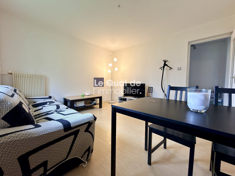 Saint-Egrève  Mairie  T3 de 53 m²  Lumineux avec fort