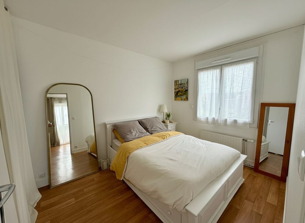 Vente Appartement T2 rénové avec Parking quartier Madeleine Orléans