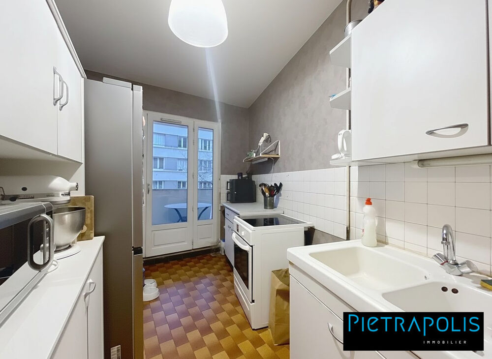 Vente Appartement T2 avec grand balcon et stationnement Villeurbanne
