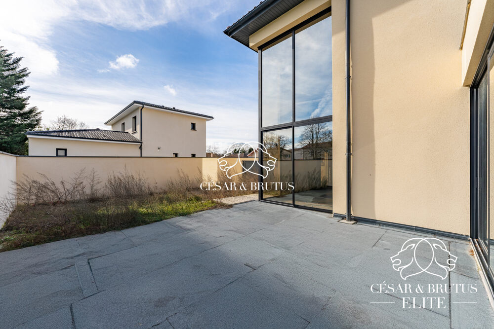à vendre  Maison Mions (69780)