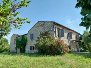  Maison � vendre 9 pi�ces 275 m�