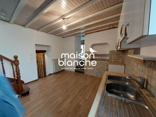  Maison  vendre 8 pices 180 m