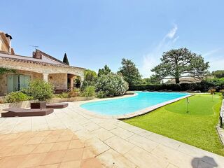  Maison à vendre 12 pièces 829 m²