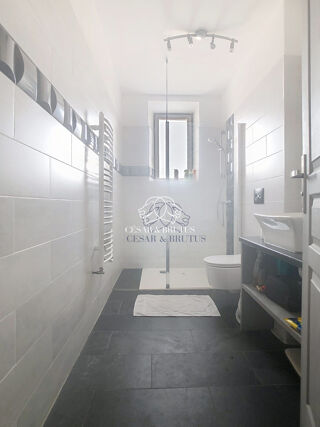  Maison � vendre 10 pi�ces 302 m�