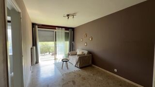  Appartement à louer 1 pièce 32 m²