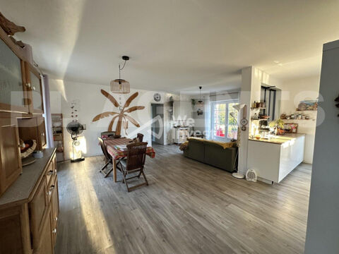   Maison en pierre au calme Maison - 5 pi�ce(s) - 130 m�